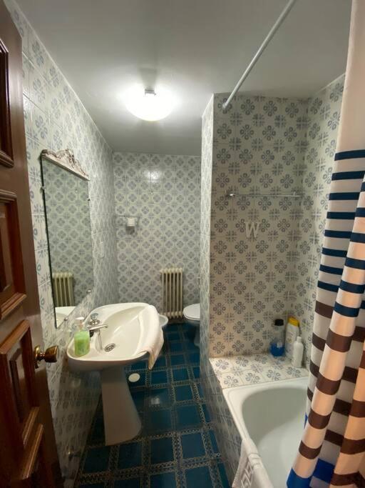 Piso En El Centro De Granada. Parking Opcional Apartment Ngoại thất bức ảnh